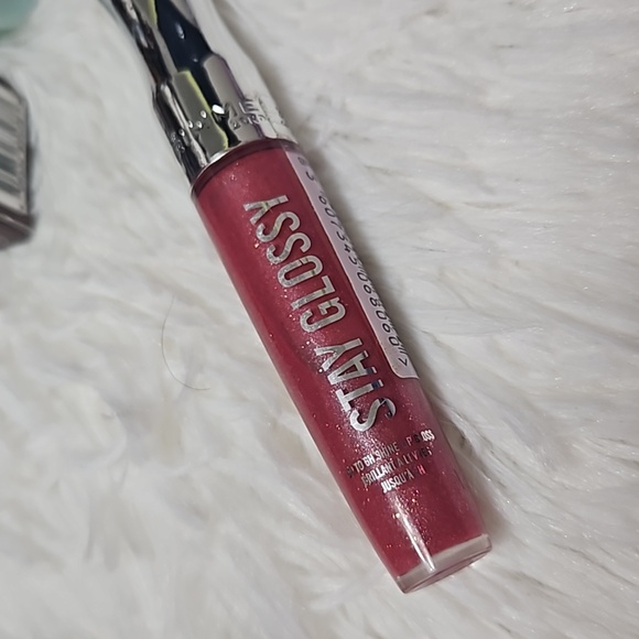 Makeup Bundle with Case - Picture 9 of 12